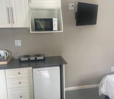 Summerstrand Apartment | Lovely, quite flat near beach,41Jenvey