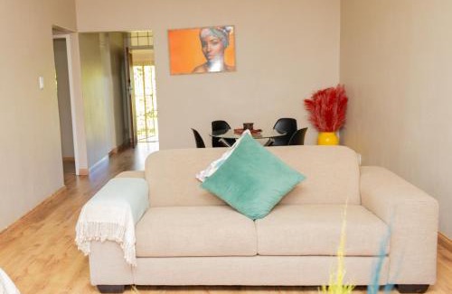Woodmead Apartment | Lovely Spacious Two bedroom apartment