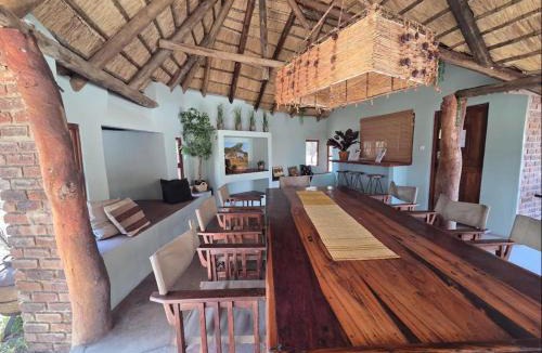 Vaalwater Cabin | LoWes Africa