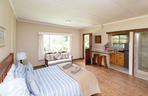 Katberg House | Lowestoffe Country Lodge - Walnut
