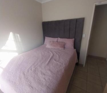 Kareeberg Apartment | Lubsman Apartments
