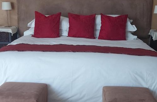 Pniel Bed & Breakfast | Lumley's Place Guesthouse