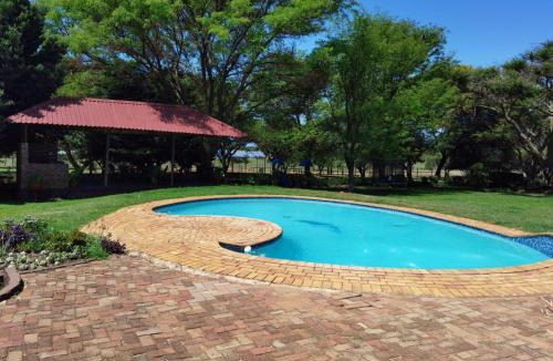 Rayton Apartment | Lunford Garden Cottage