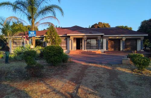 Thohoyandou Apartment | Lutendo accommodation