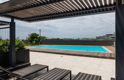 Hillhead Apartment | Lux Holiday Apartment Sibaya W207