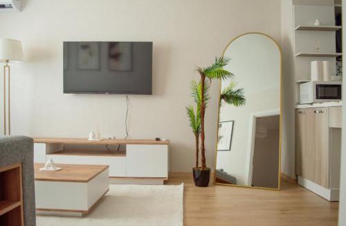 Esenyurt Apartment | Luxe Suite AI28