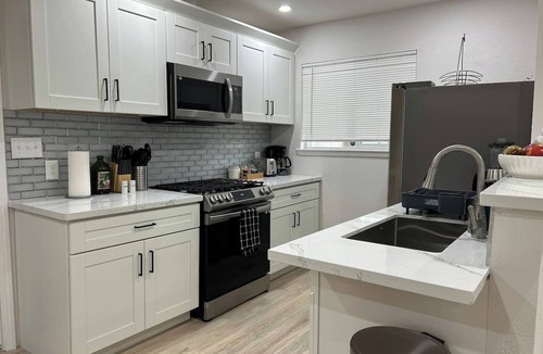 Vallejo House | LUXOStays | Spacious Getaway Near Six Flags & Napa Valley
