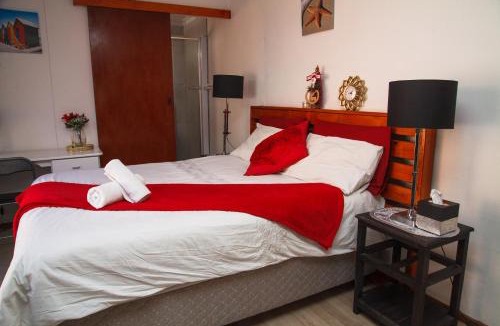 Mowbray Apartment | Luxurious Flatlet in the heart of Mowbray