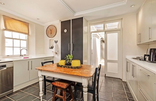Stellenbosch House | Luxurious Golf Estate Living