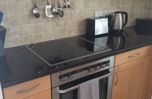 Victoria and Alfred Waterfront Apartment | Luxurious, Spacious & Secure V&A Waterfront Apt
