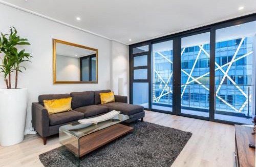 Cape Town City Centre Apartment | Luxuriuous 1 Bedroom in 16 on Bree
