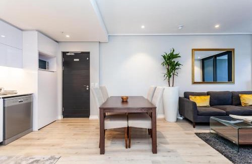 Cape Town City Centre Apartment | Luxuriuous 1 Bedroom in 16 on Bree
