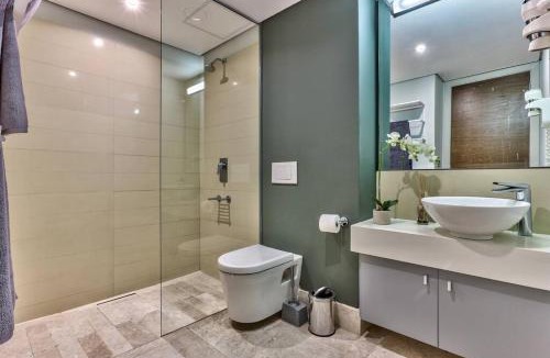 Victoria and Alfred Waterfront Apartment | Luxury 1 Bedroom apartment in Canal Quays
