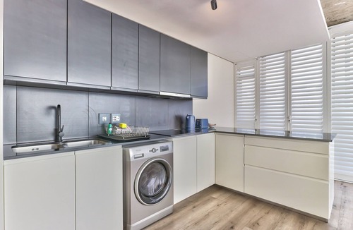 Cape Town City Centre Apartment | Luxury 2 Bedroom With Balcony