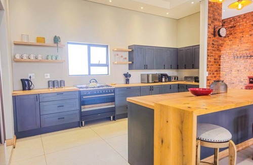 Dullstroom House | Luxury 3-bedroom house in welcoming Dullstroom with WiFi