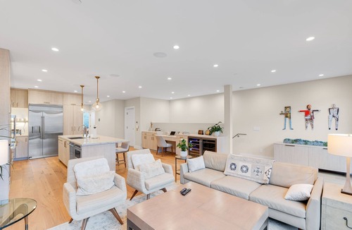 Pacific Heights Apartment | Luxury 3BR/2 BA Apartment in amazing Cow Hollow/Pacific Heights neighborhood