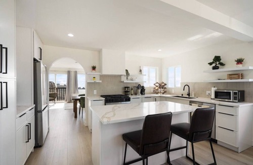 Pacifica Apartment | Luxury 3BR/2Bath Home w/Ocean Sunset Views, & Yard