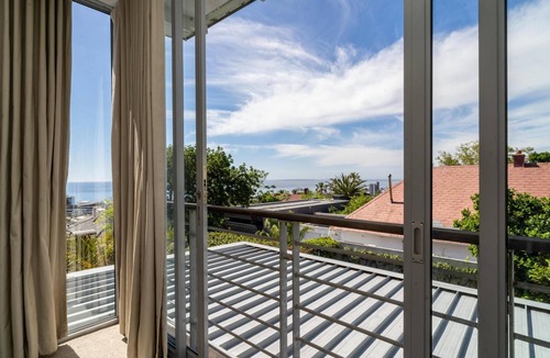 Fresnaye Villa | Luxury 4-Bed Fresnaye Villa, Atlantic Seaboard