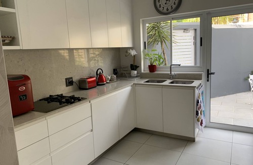 Camps Bay House | Luxury 4 bed villa with pool in perfect spot near Camps Bay beachfront
