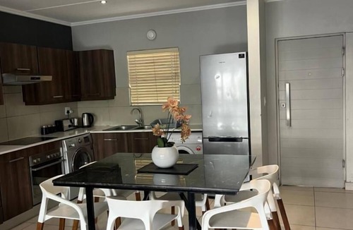 Sandown Apartment | Luxury Apartment in Sandown