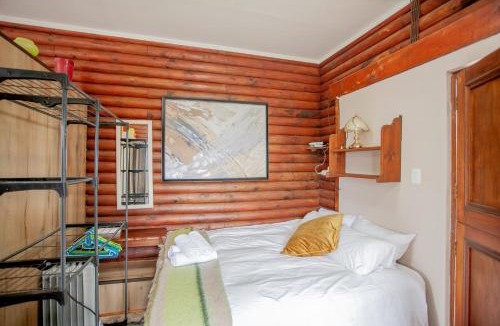 Glentana Apartment | Luxury Cabin - Bachelor's Haven