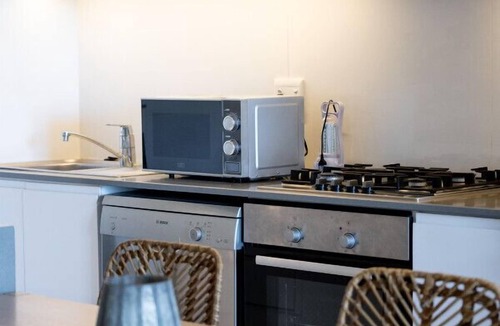Hillhead Apartment | Luxury Coral Point W106 Two Bed