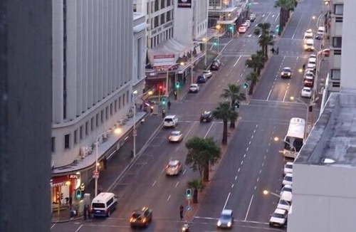 Cape Town City Centre Apartment | Luxury designer apartment in the heart of Cape Town, 3 mountain view, free wifi
