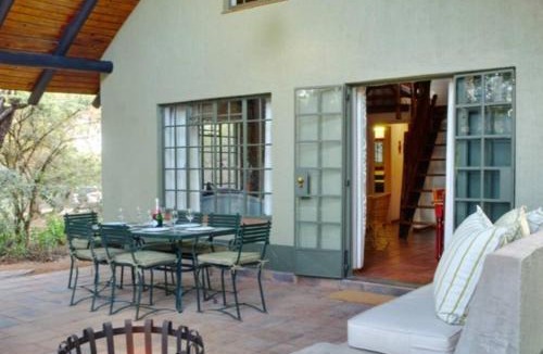 Sabiepark Villa | Luxury Lodge on Sabie River at Kruger Gate!