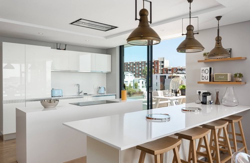 Green Point Apartment | Luxury Penthouse-Living | Pool Deck | BBQ | Views