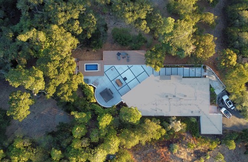 Glorietta House | Luxury Retreat with Pool/Jacuzzi Mountain Retreat on 1.7 acre land 25 mins to SF
