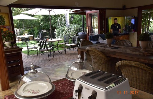 Middelburg House | LUXURY ROOM @ 4 STAR GUEST HOUSE