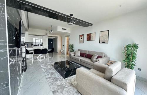 Bomonti Apartment | Luxury suites with gym pool high floor
