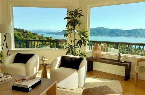 Tiburon House | Luxury Tiburon Retreat Golden Gate Bridge/Bay Views from All 5 King Bedrooms
