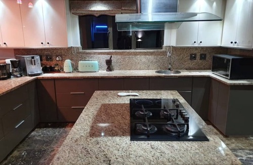 Hartbeespoort Villa | Luxury Villa on wildlife & golf estate Hartbeespoort South Africa