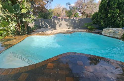 Rustenburg House | Mabheleni Lodge