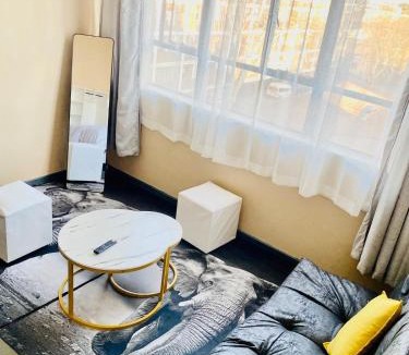 Downtown Johannesburg Apartment | Maboneng CBD Comforts