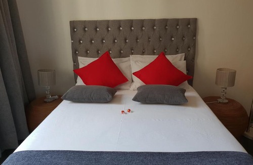 Downtown Johannesburg Bed & Breakfast | Maboneng Precinct Apartment
