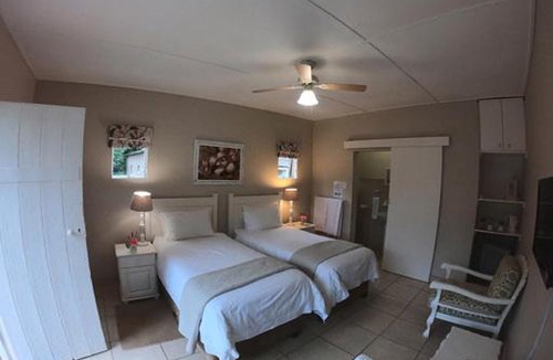 Ixopo House | Mac Nicol's Farm House B&B
