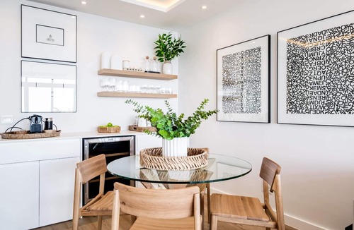 Mouille Point Apartment | Magical Apartment w/Uninterrupted Ocean Views (Mouille Views)