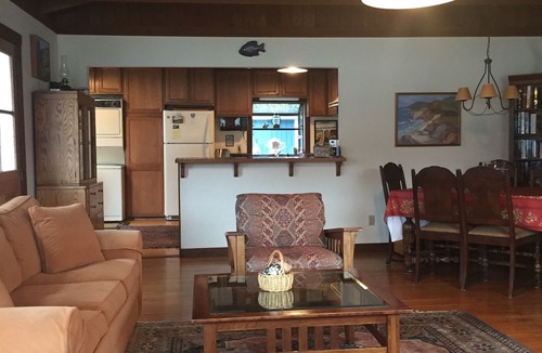 Bolinas Cottage | Magical Cottage Right on Bolina's Lagoon