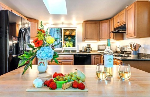 Forest Hills House | Magical Forest! Walk to the Russian River! Pups OK! Yard-Starry Nights