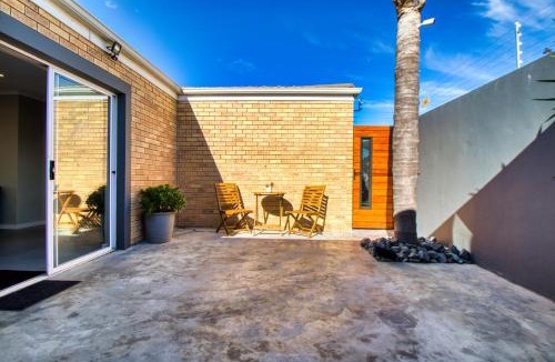 Brackenfell Villa | Magnificent Villa Load-Shedding Free!