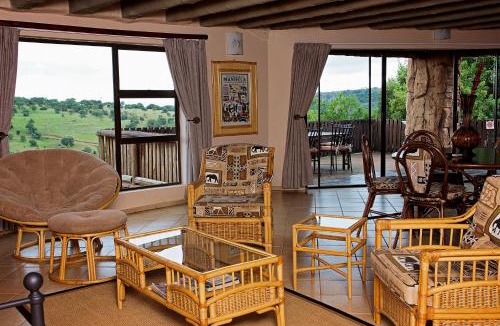 Maanhaarand Cabin | Mahikeng Lodge