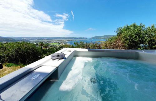 Paradise Apartment | Main House - Maison Mahogany - 100sqm design with lagoon view and jacuzzi