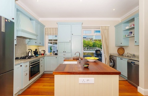 Kalk Bay House | Majestic Townhouse 9 - Kalk Bay seaside living