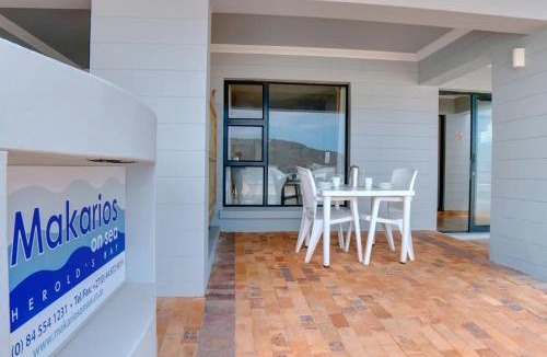 Herolds Bay Apartment | Makarios On Sea