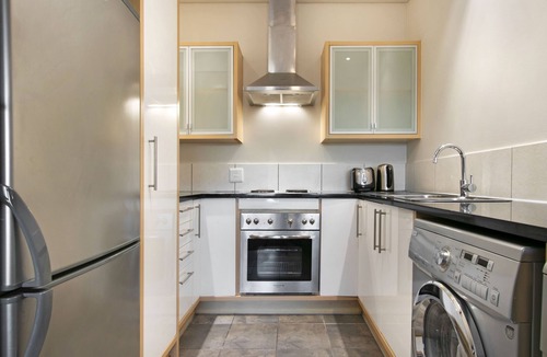 Century City Apartment | Manhattan 1003 - Two Bedroom Apartment, Sleeps 4