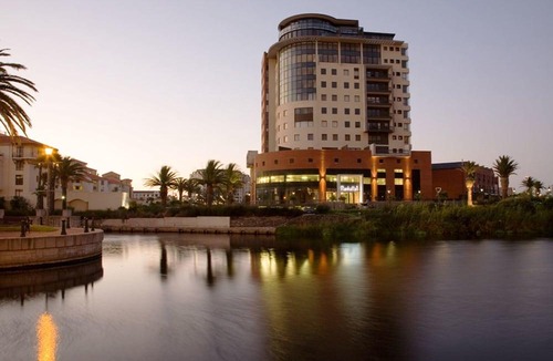 Century City Hotel | Manhattan Luxury Apartments