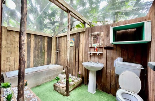 Umzumbe Hostel | Mantis and Moon Backpacker Lodge