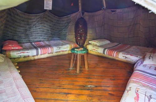 Umzumbe Hostel | Mantis and Moon Surf Paradise & Adventure Lodge
